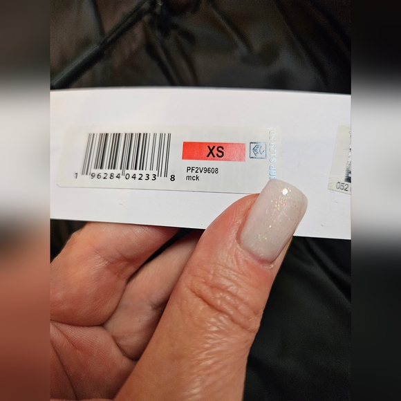 Calvin Klein Performance Puffer Jacket Size XS Brand new - Picture 9 of 13